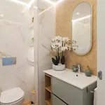 Juliet Villa *
