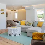 Juliet Villa