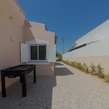 Juliet Villa